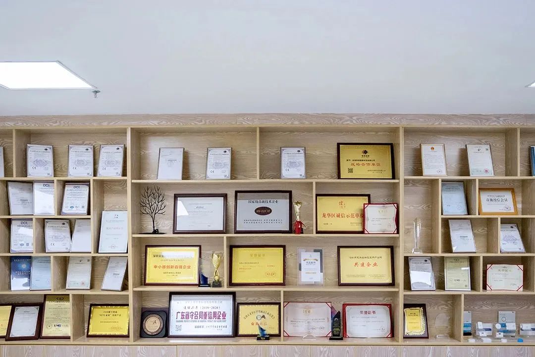 云里物里榮譽(yù)證書(shū)